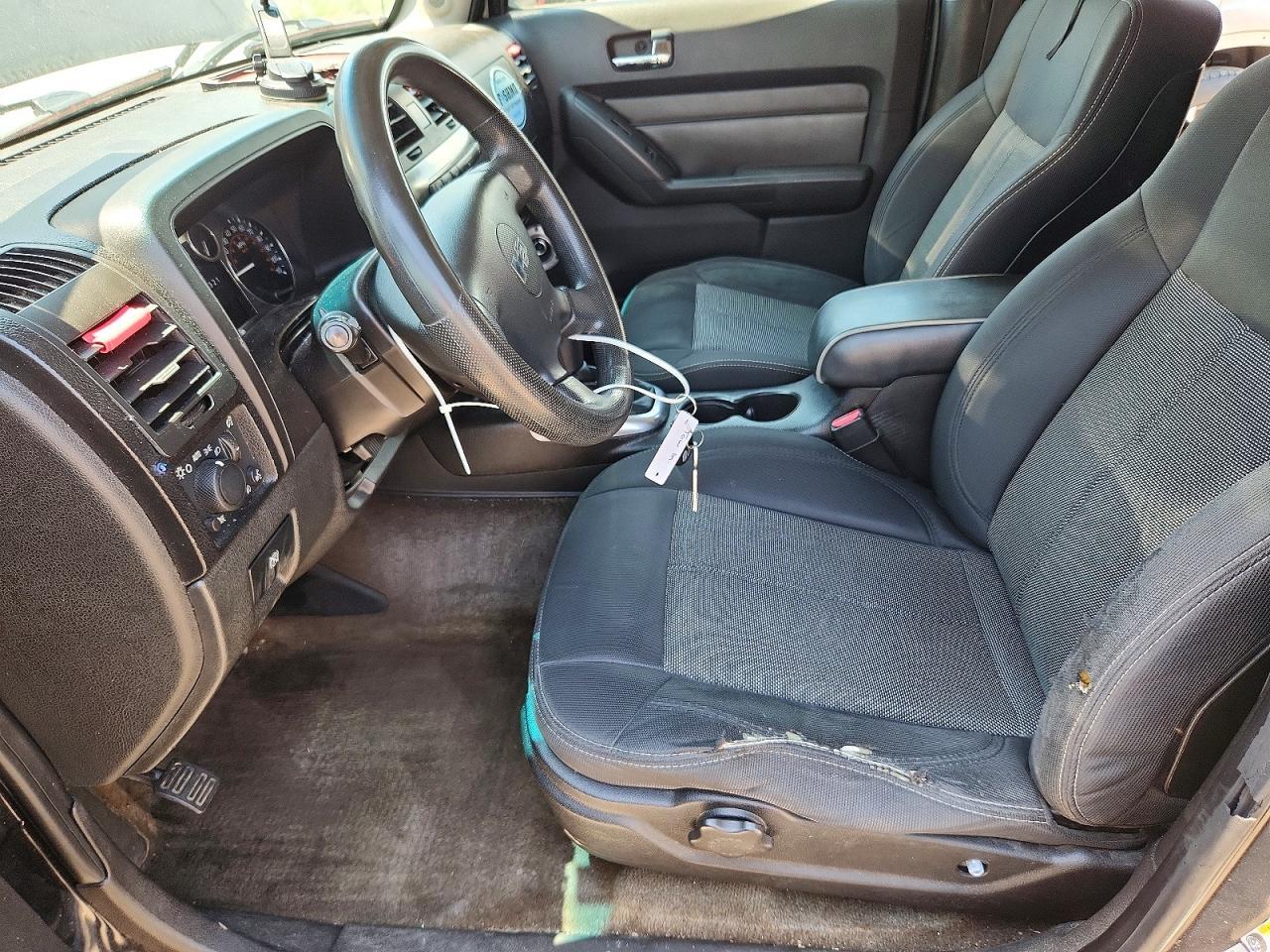 2008 Hummer H3 - Image 7