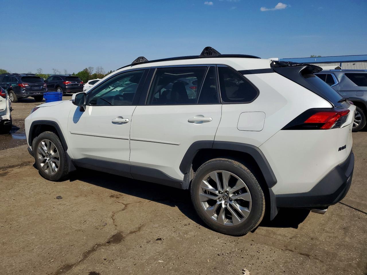 2023 Toyota Rav4 Xle Premium - Фото 2