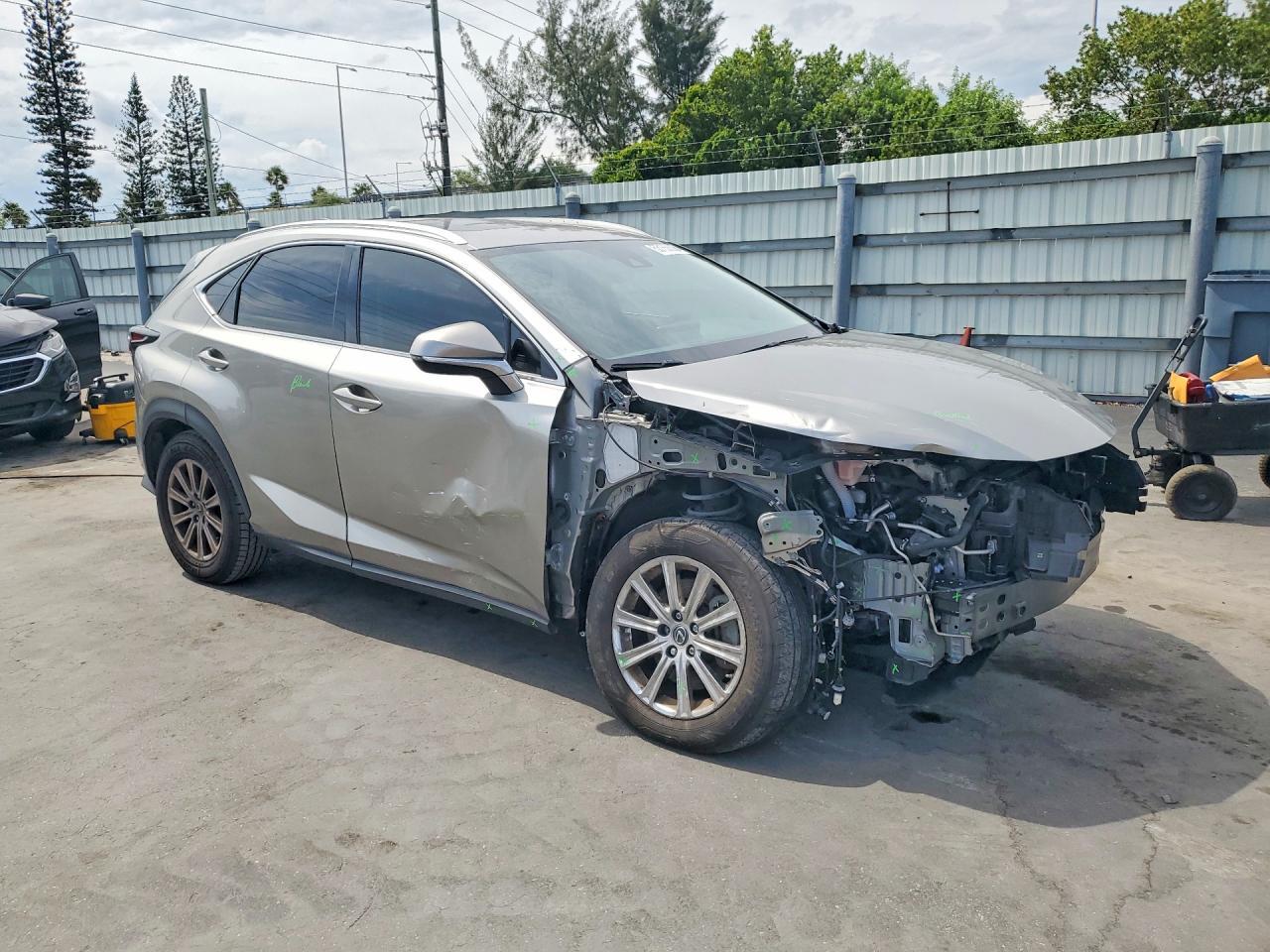 2021 Lexus Nx 300 Base - Фото 4