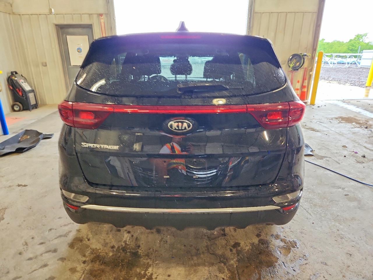 2020 Kia Sportage Lx - Image 6