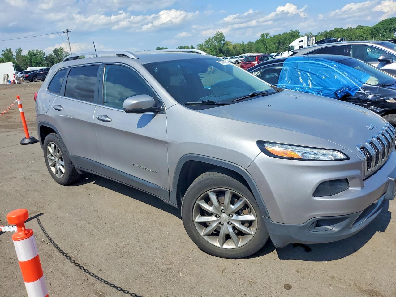 2018 Jeep Cherokee Limited - Image 4