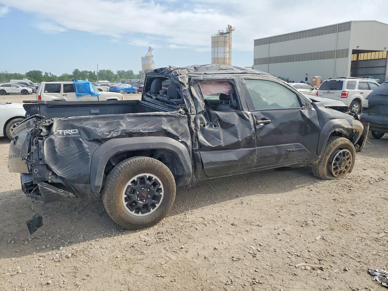 2025 Toyota Tacoma Trd Off-Road - Фото 3