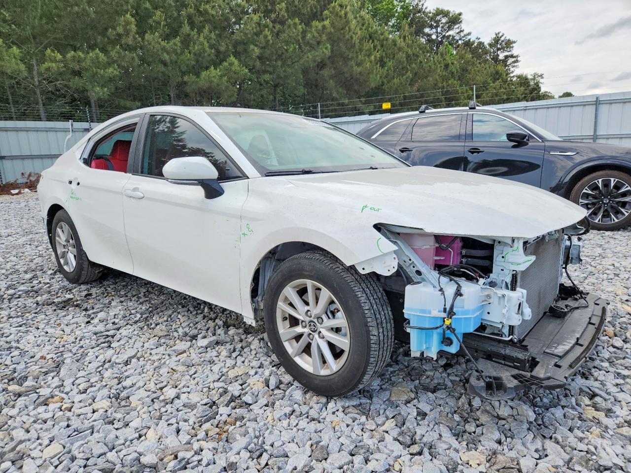 2025 Toyota Camry Le - Фото 4