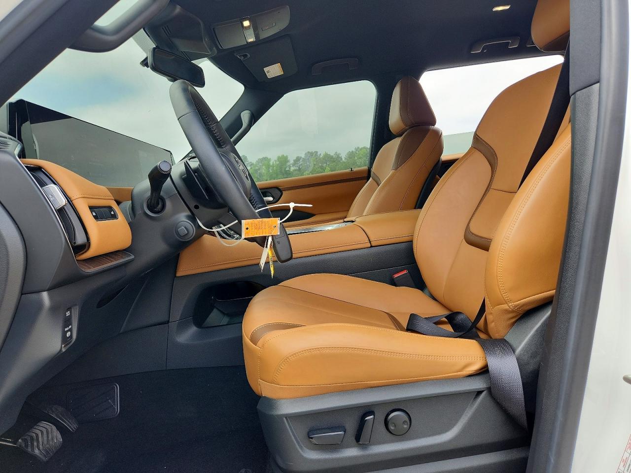 2025 Nissan Armada Sl - Image 7