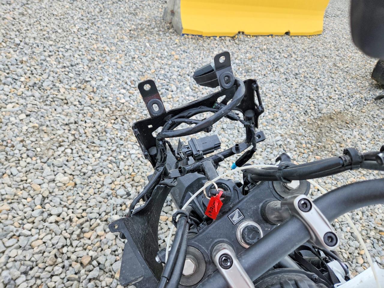 2025 Honda Xl750 - Фото 7