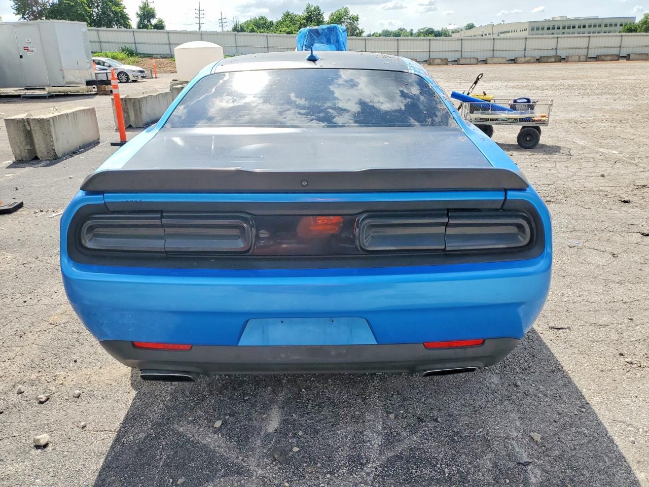 2016 Dodge Challenger R - Фото 6
