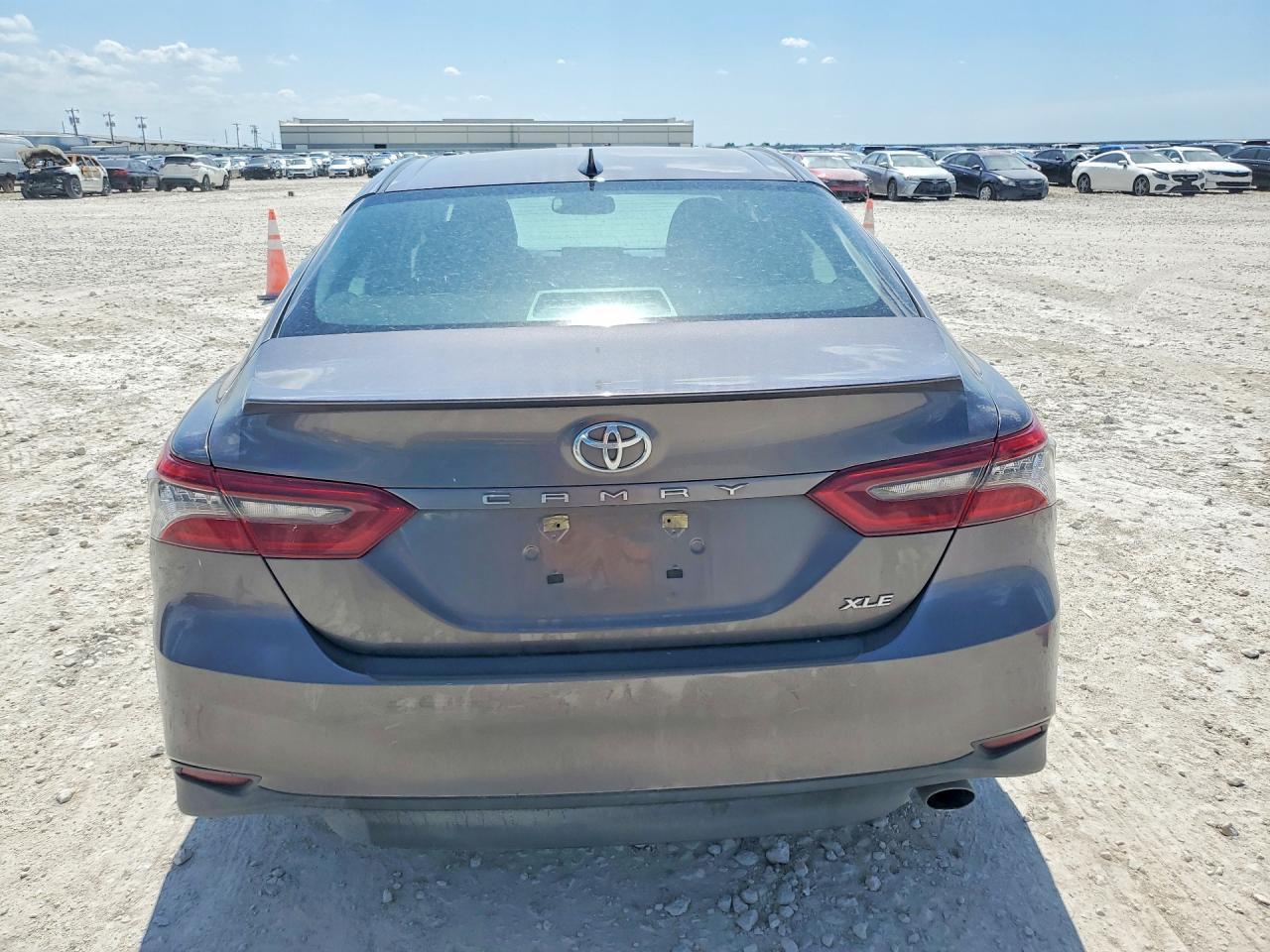 2023 Toyota Camry Xle - Image 6