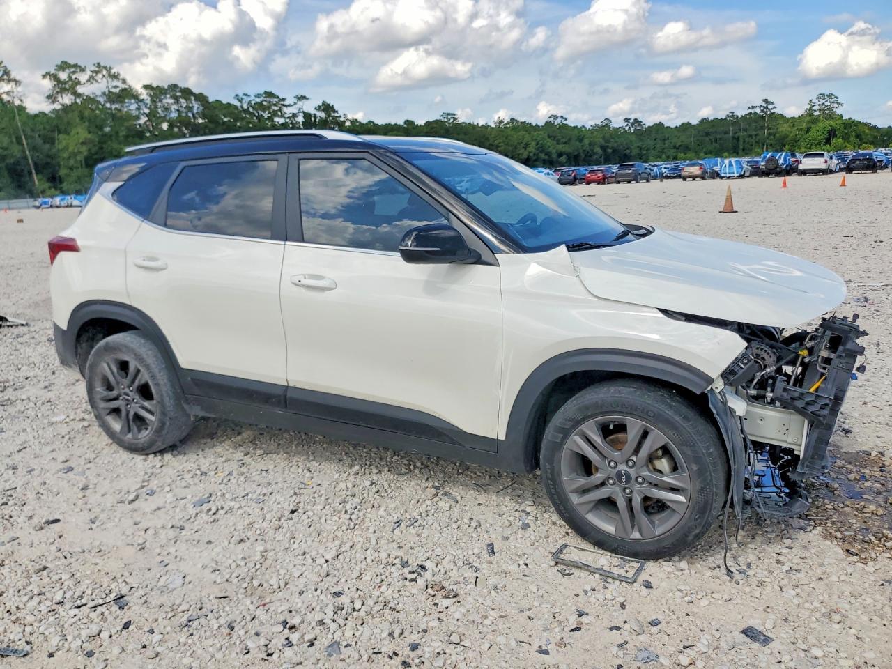 2022 Kia Seltos S - Image 4