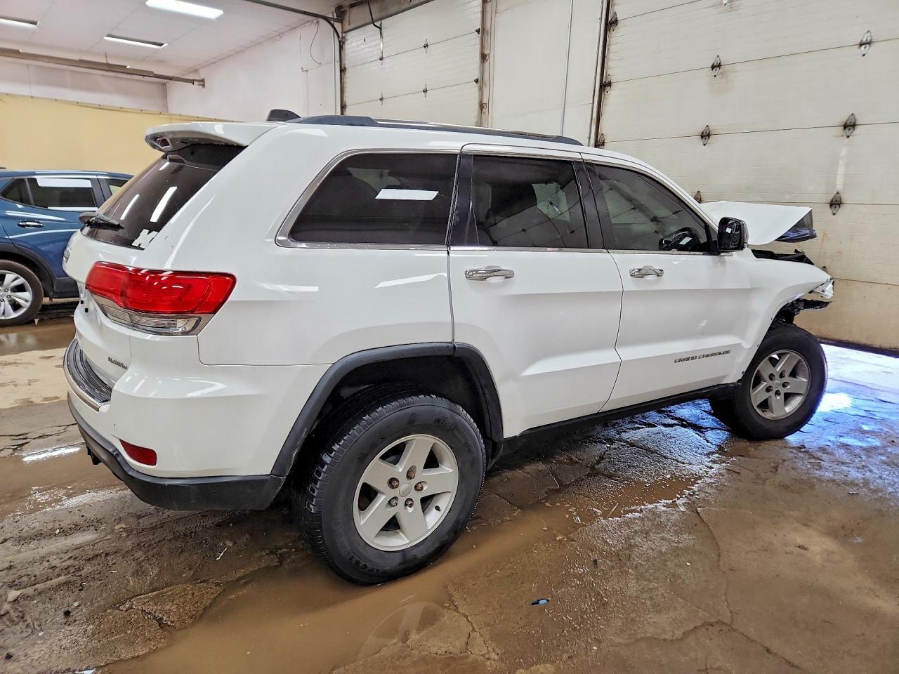 2014 Jeep Grand Cherokee Limited - Image 3