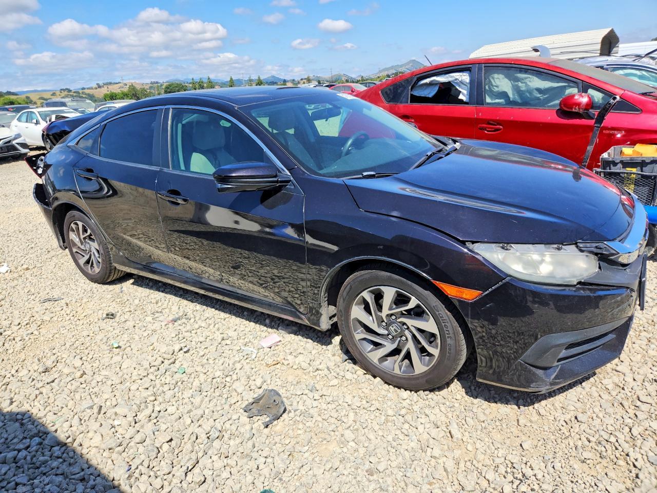 2018 Honda Civic Ex - Image 4