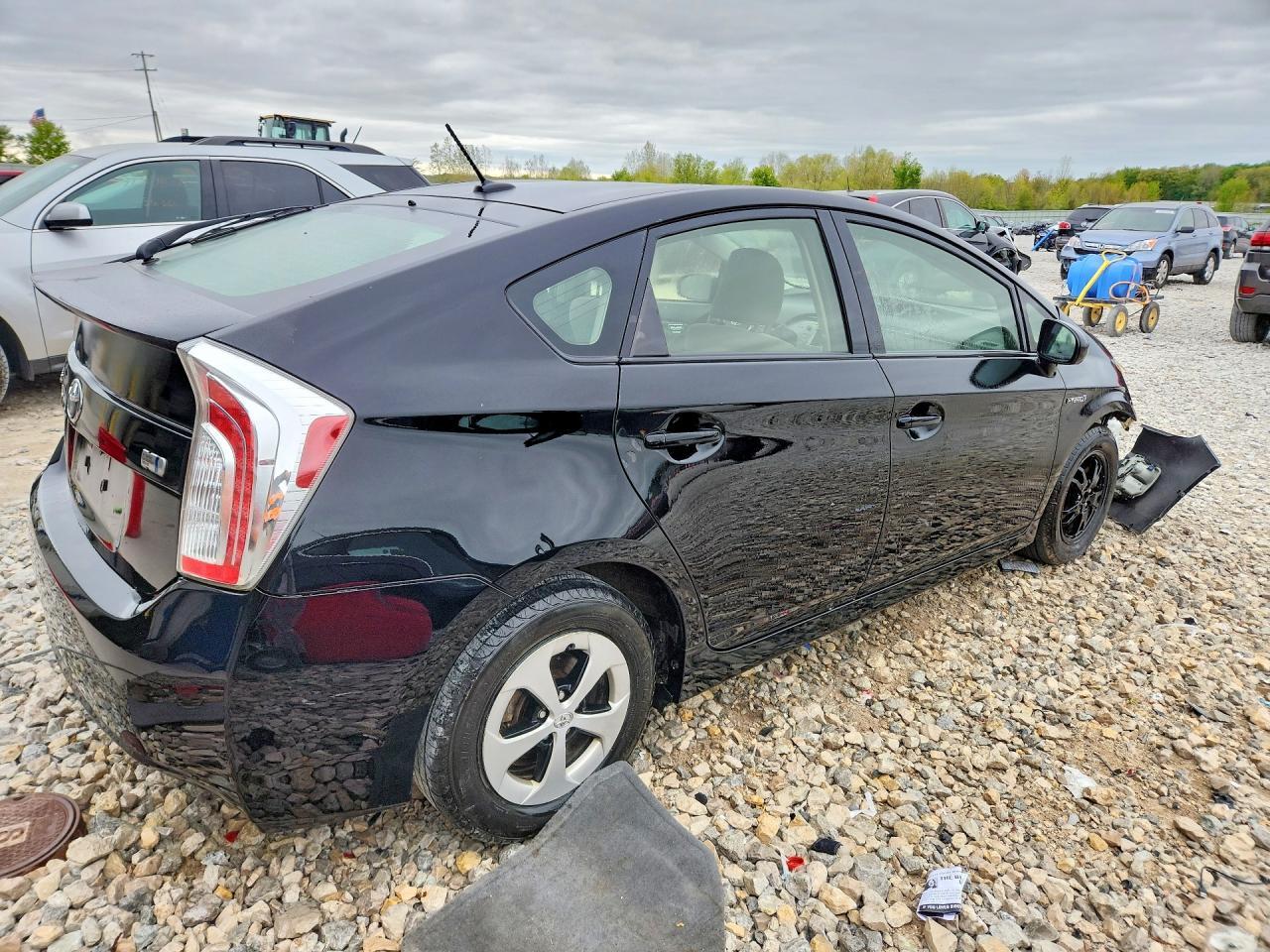 2015 Toyota Prius Three - Image 3