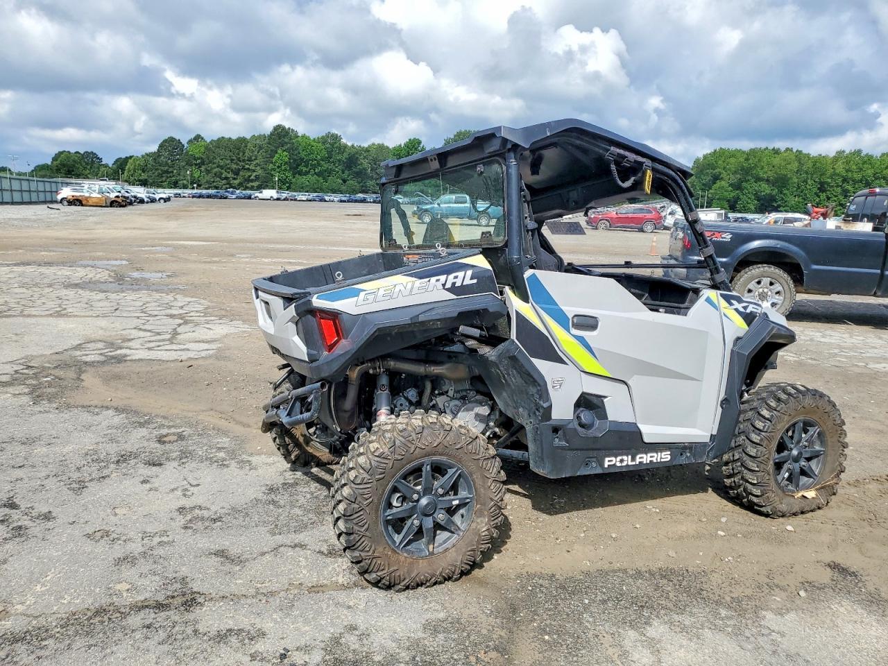 2024 Polaris General Xp Utility Vehicle - Image 4