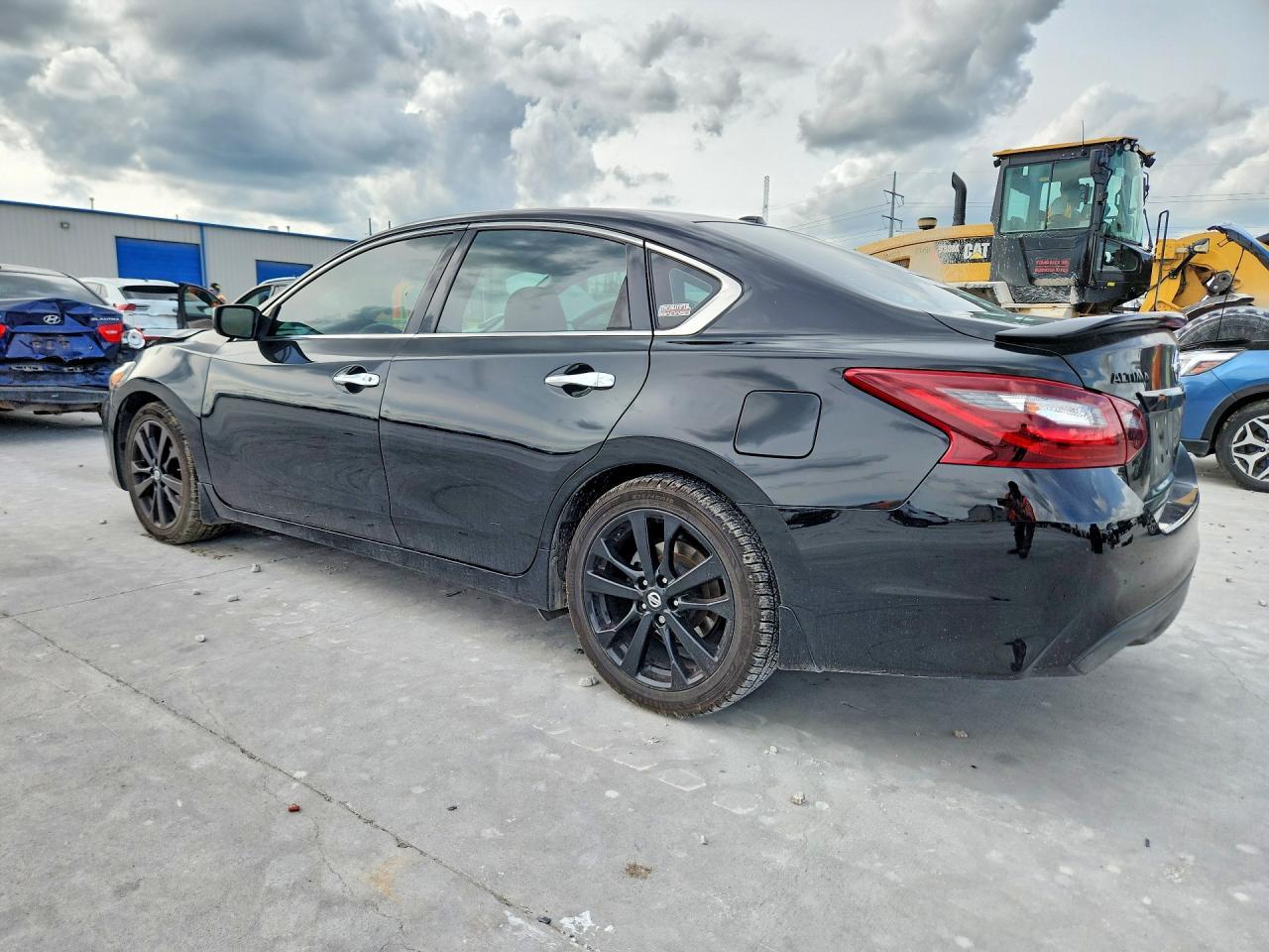 2018 Nissan Altima 2.5 Sr - Image 2