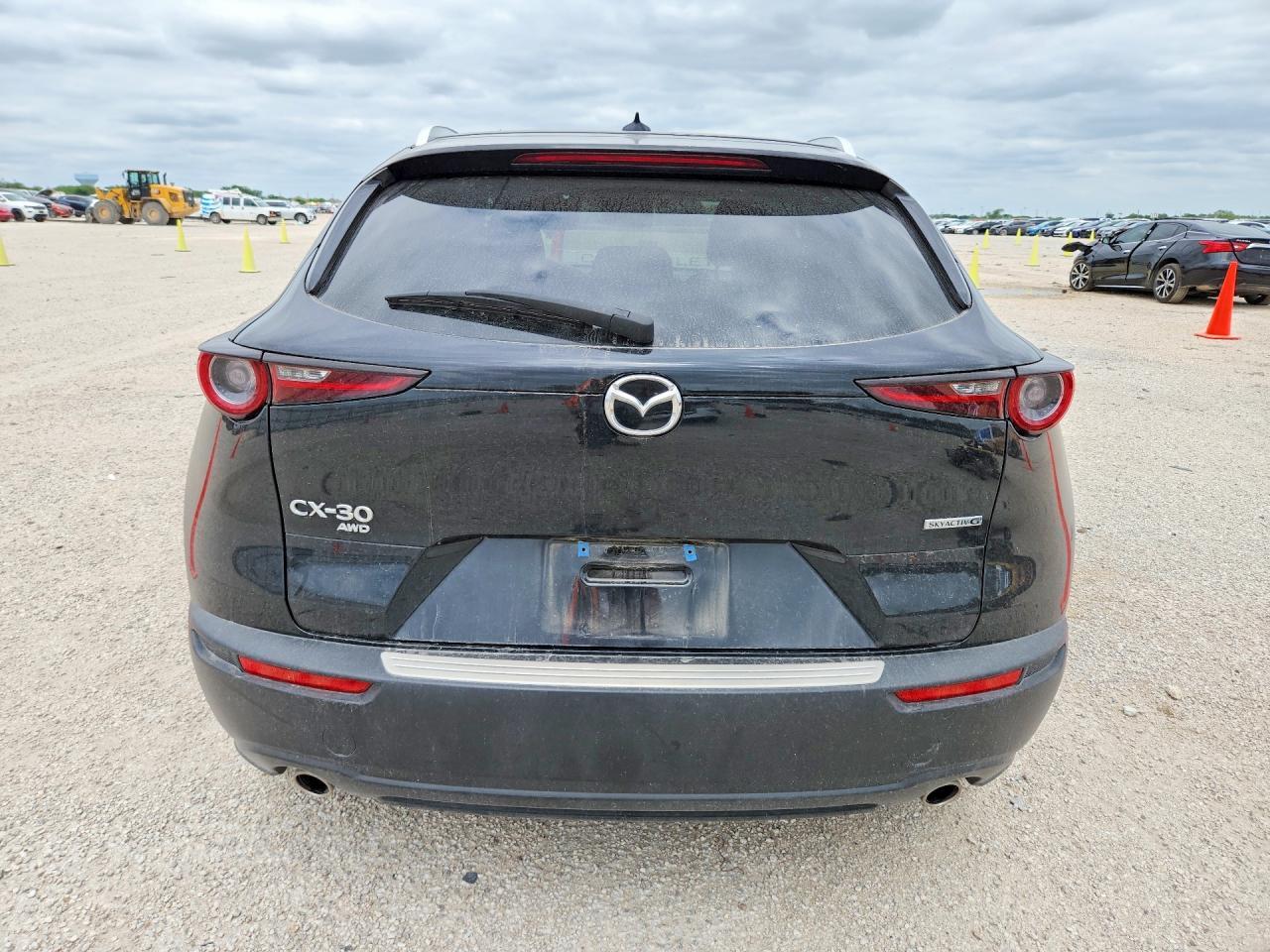 2024 Mazda Cx-30 Premium - Image 6