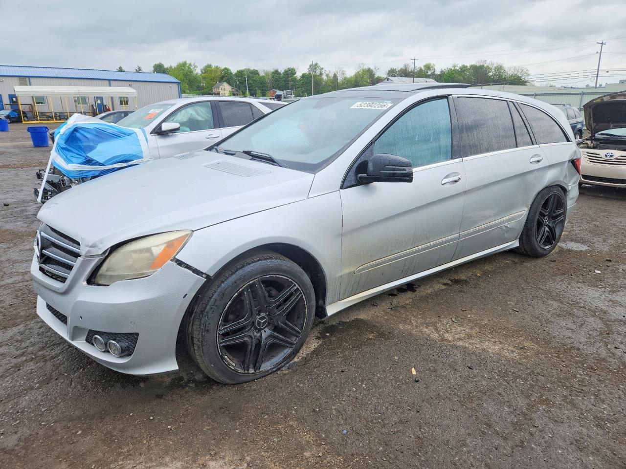 2011 Mercedes-Benz R 350 4Matic