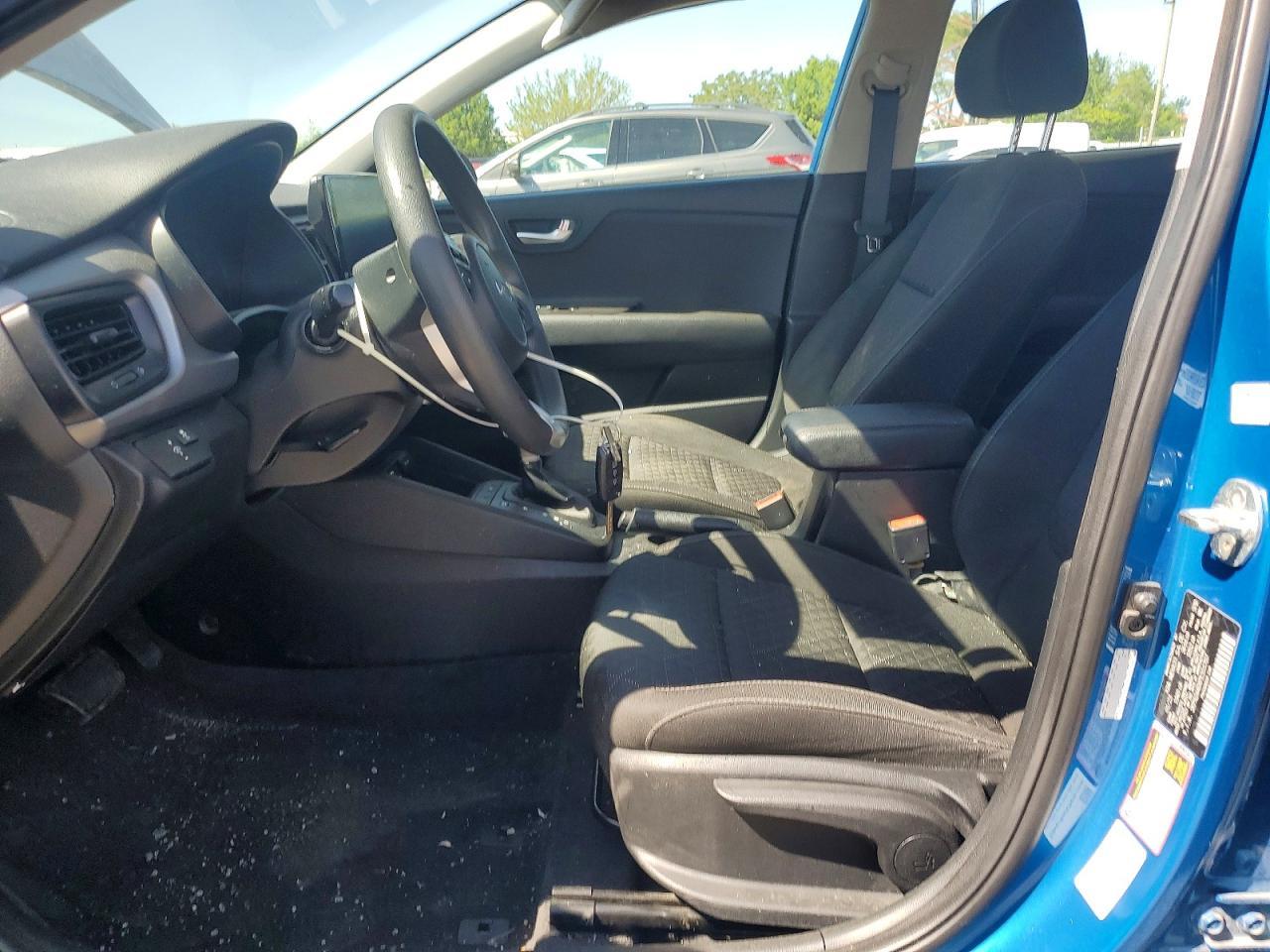 2023 Kia Rio S - Фото 7