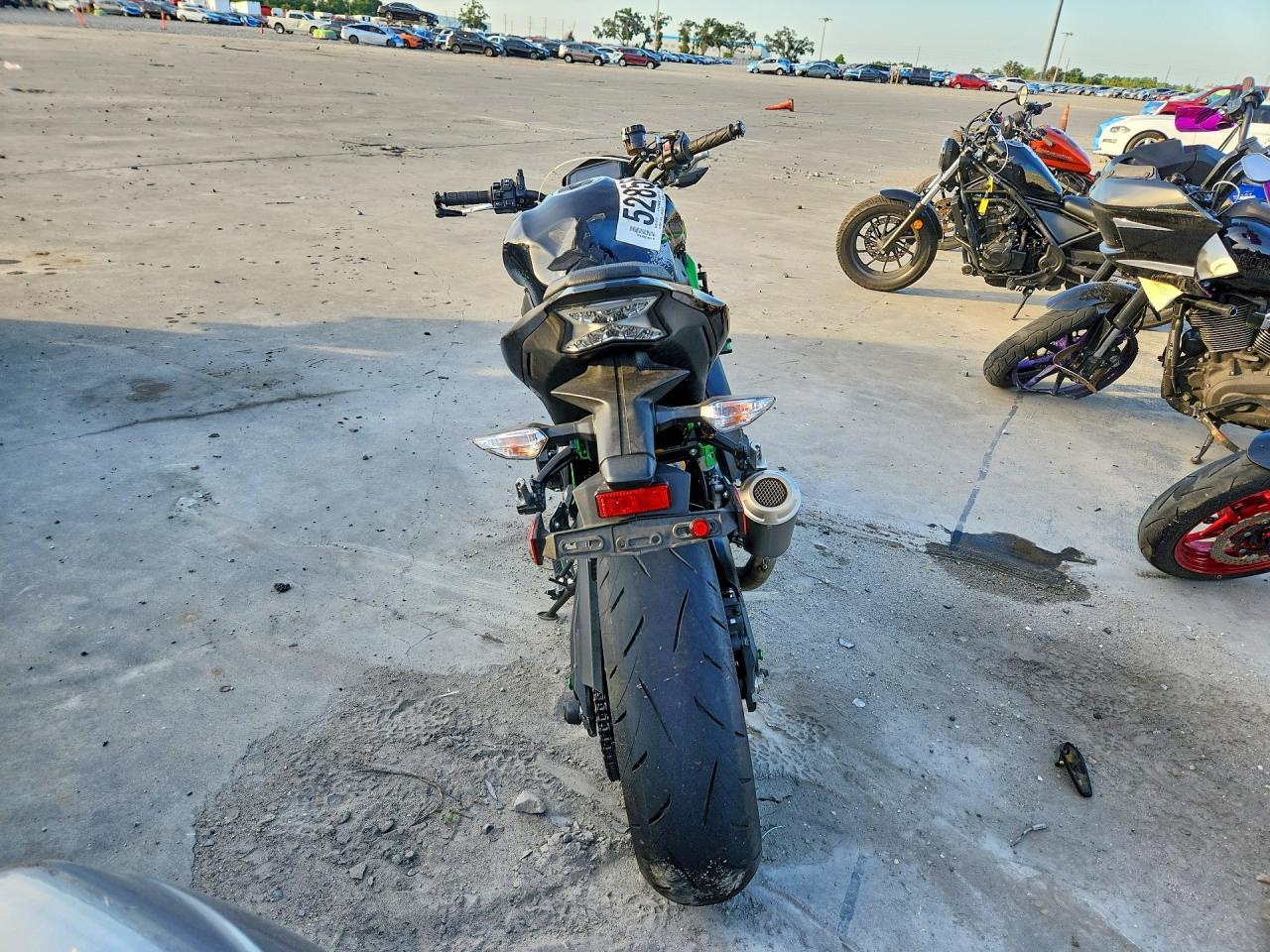 2024 Kawasaki Zr900 M - Фото 4