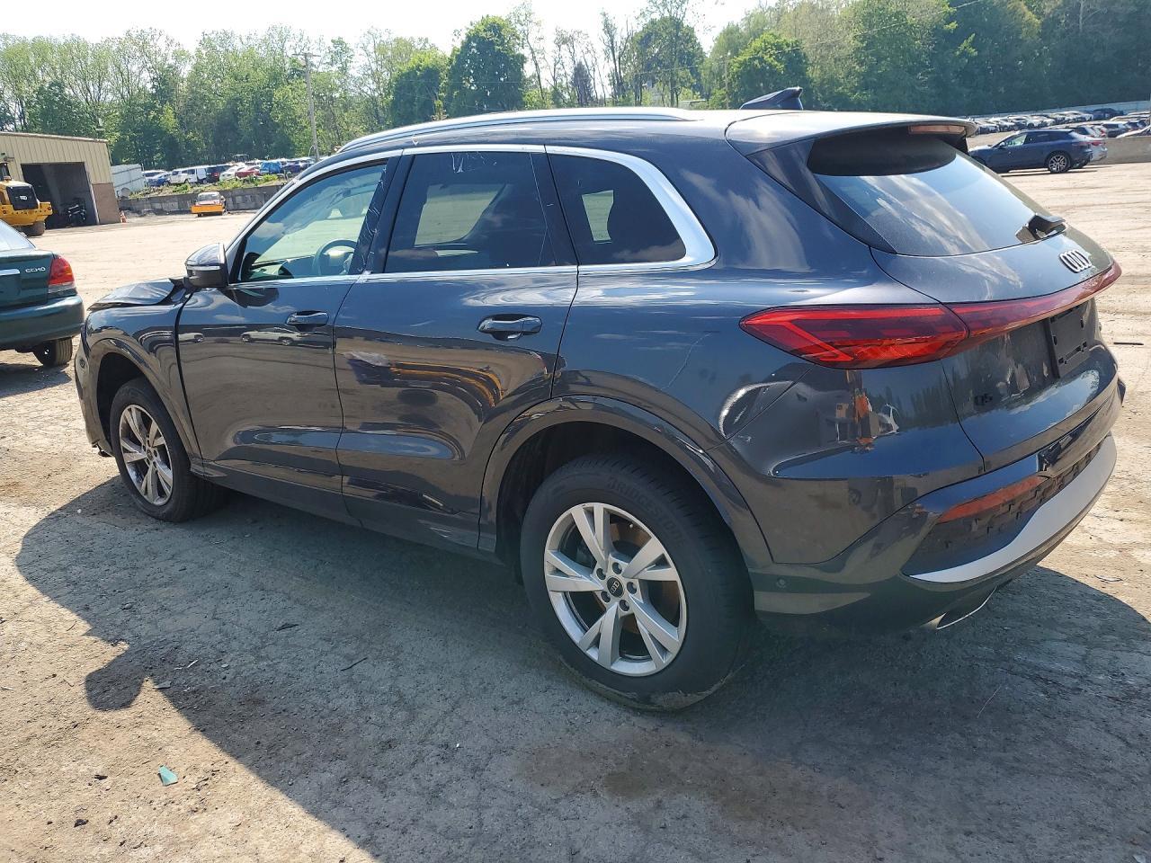 2025 Audi Q5 Premium - Фото 2
