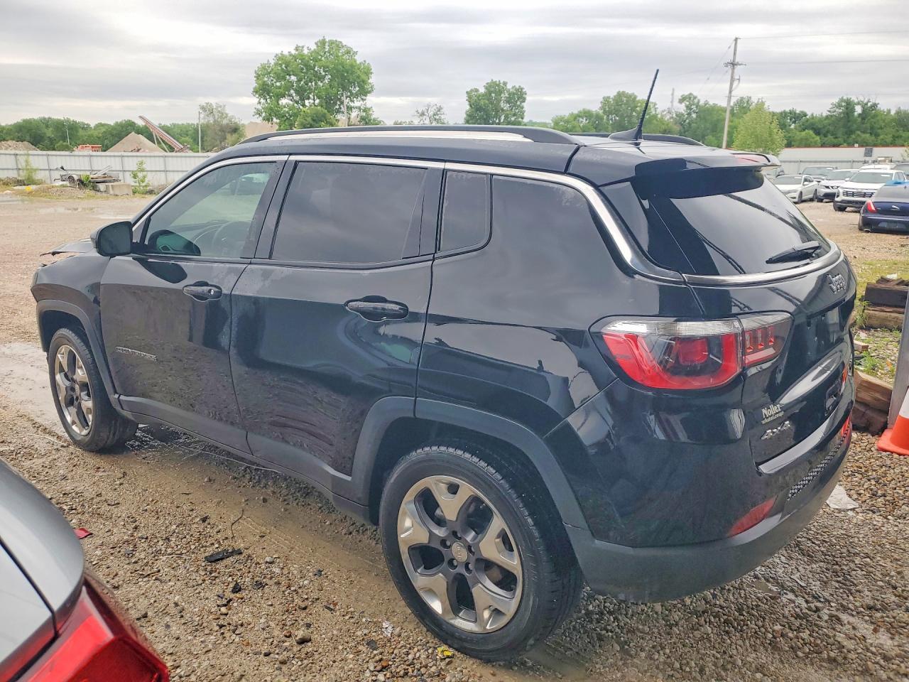 2018 Jeep Compass Limited - Фото 2