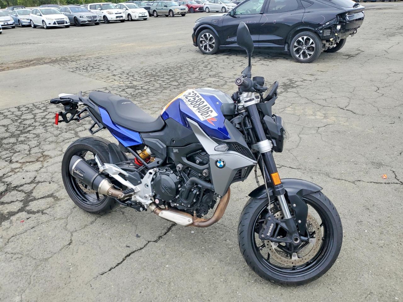 2021 BMW F 900 R