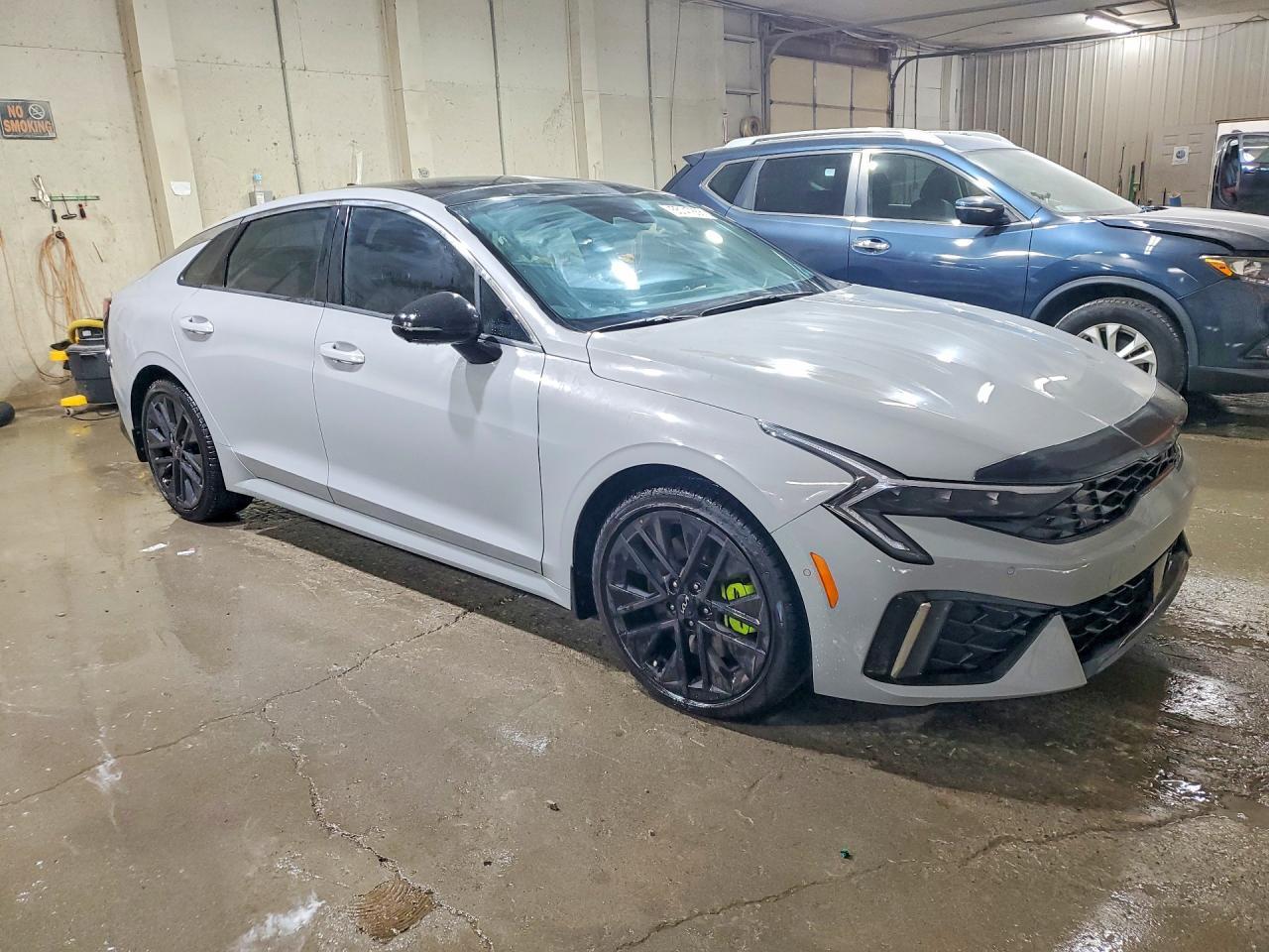 2025 Kia K5 Gt - Фото 4