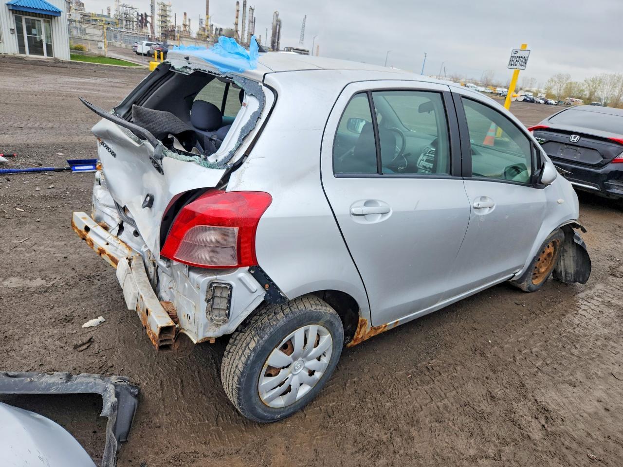 2007 Toyota Yaris Base - Image 3