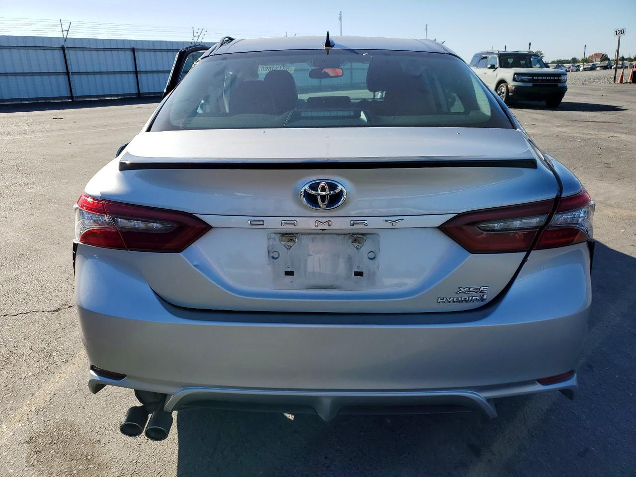 2022 Toyota Camry Xse - Image 6