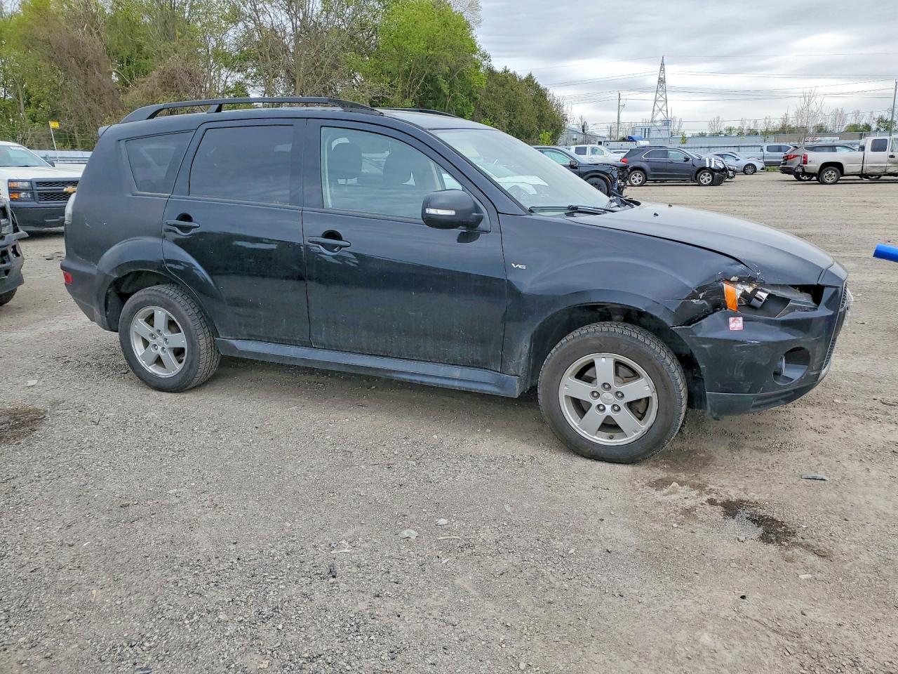 2013 Mitsubishi Outlander Se - Фото 4