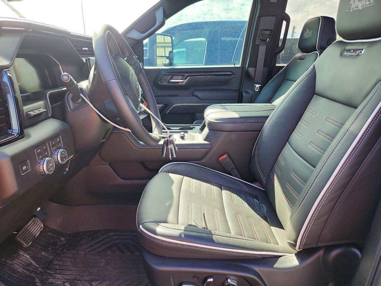2026 GMC Sierra K2500 At4X - Фото 7
