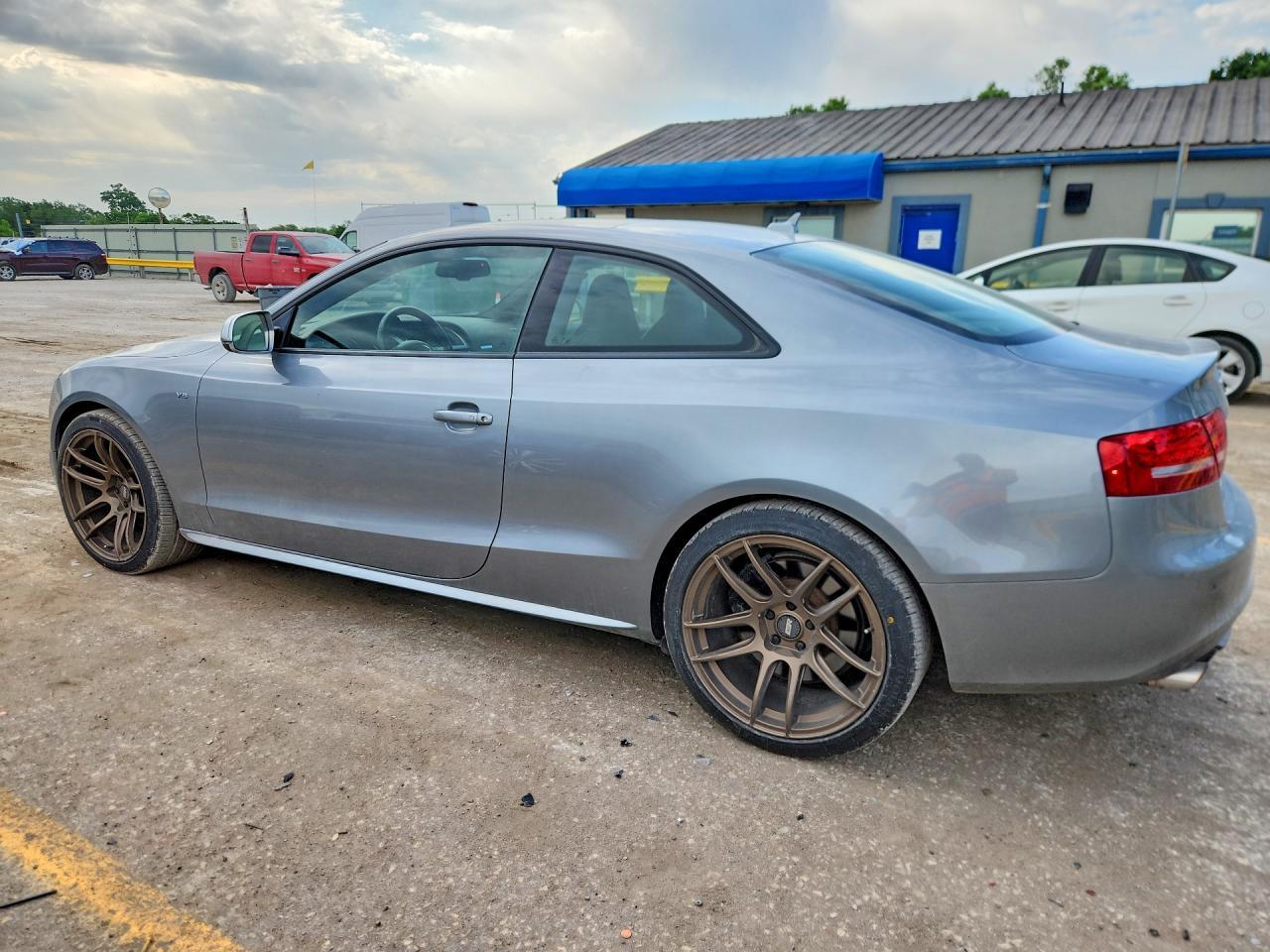 2011 Audi S5 Prestige - Image 2