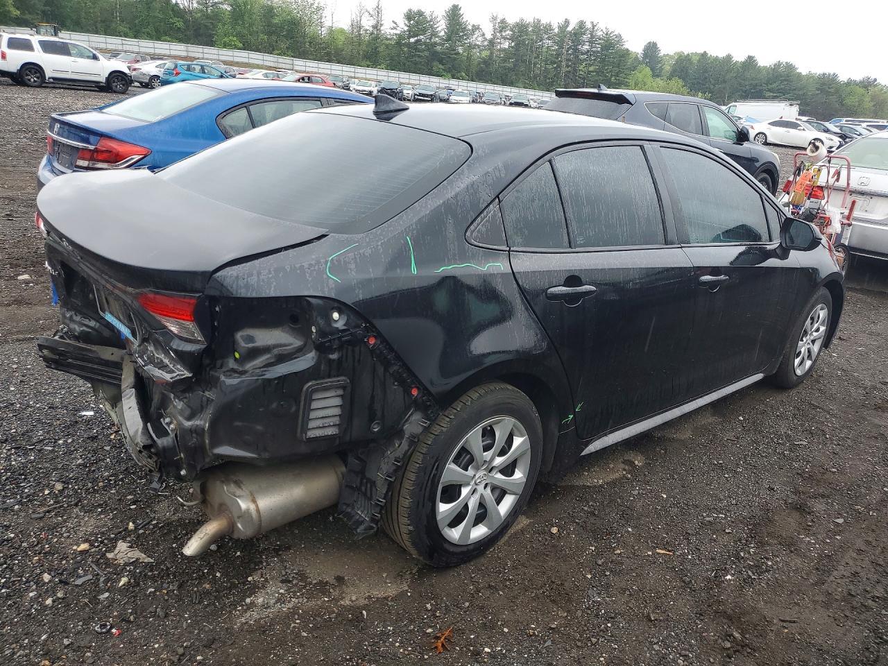 2021 Toyota Corolla Le - Image 3