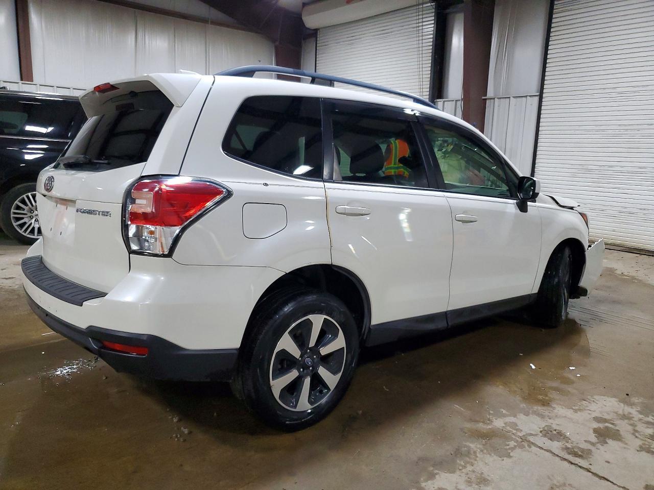 2018 Subaru Forester 2.5I Premium - Image 3