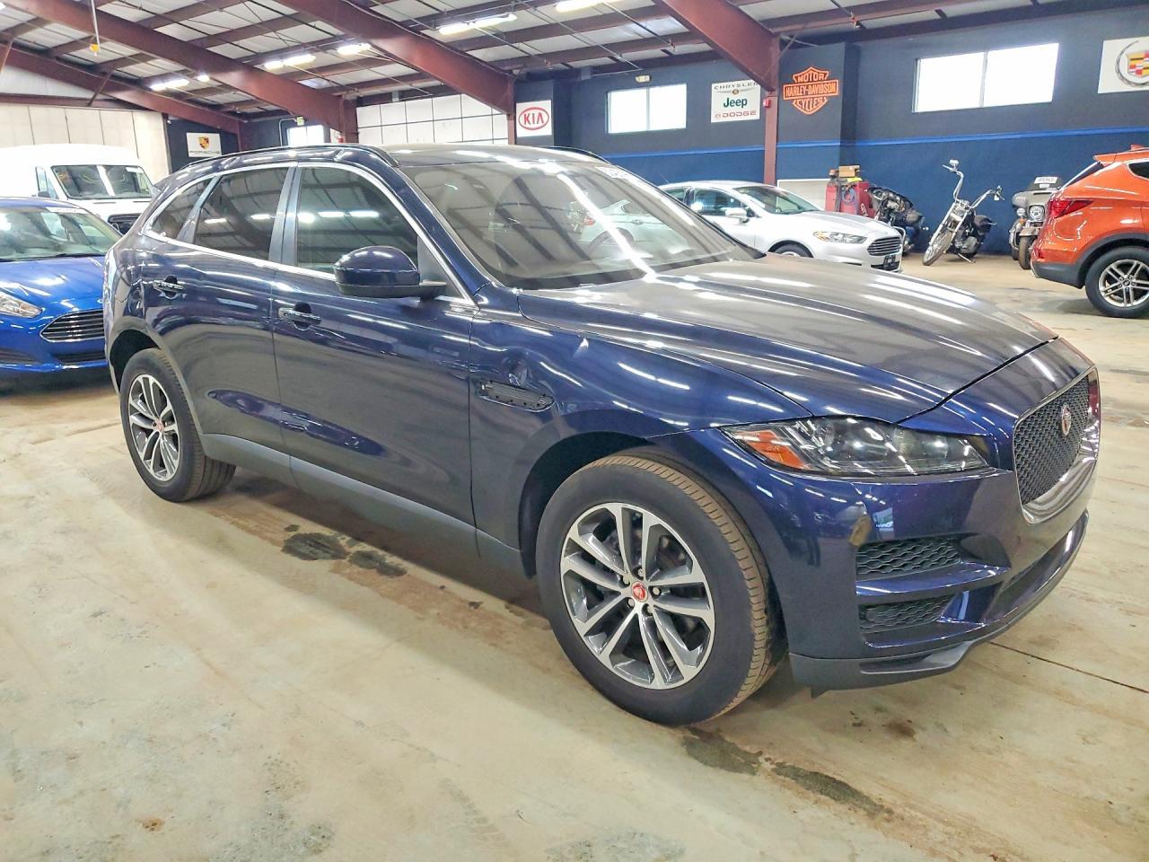 2019 Jaguar F-Pace Premium - Фото 4