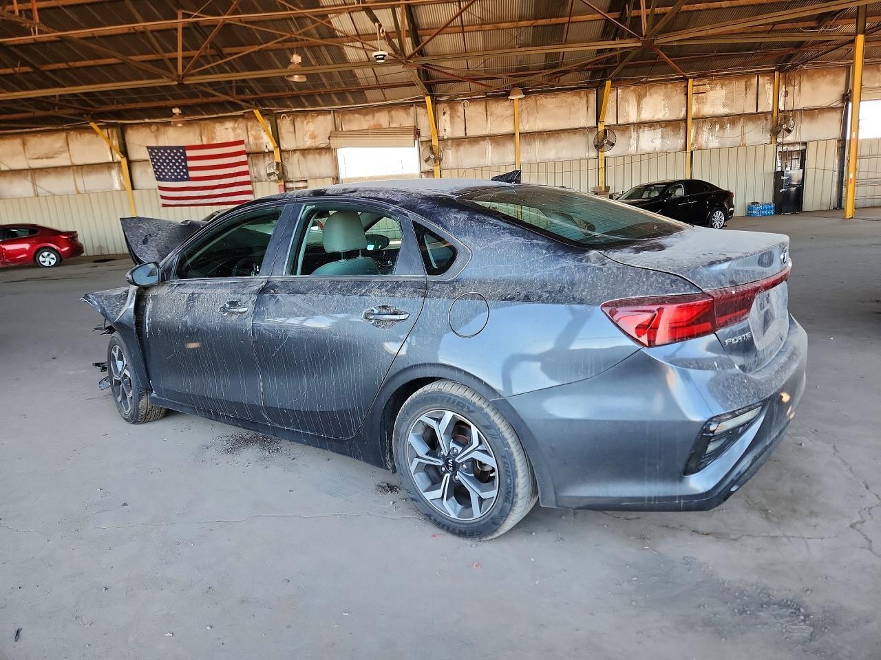 2019 Kia Forte Lxs - Фото 2