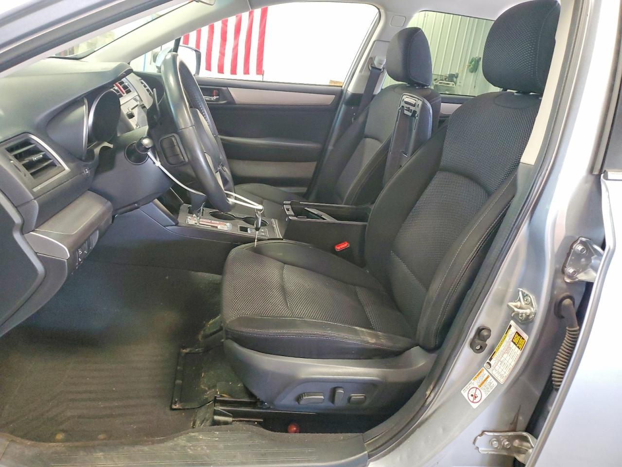 2017 Subaru Outback 2.5I Premium - Image 7