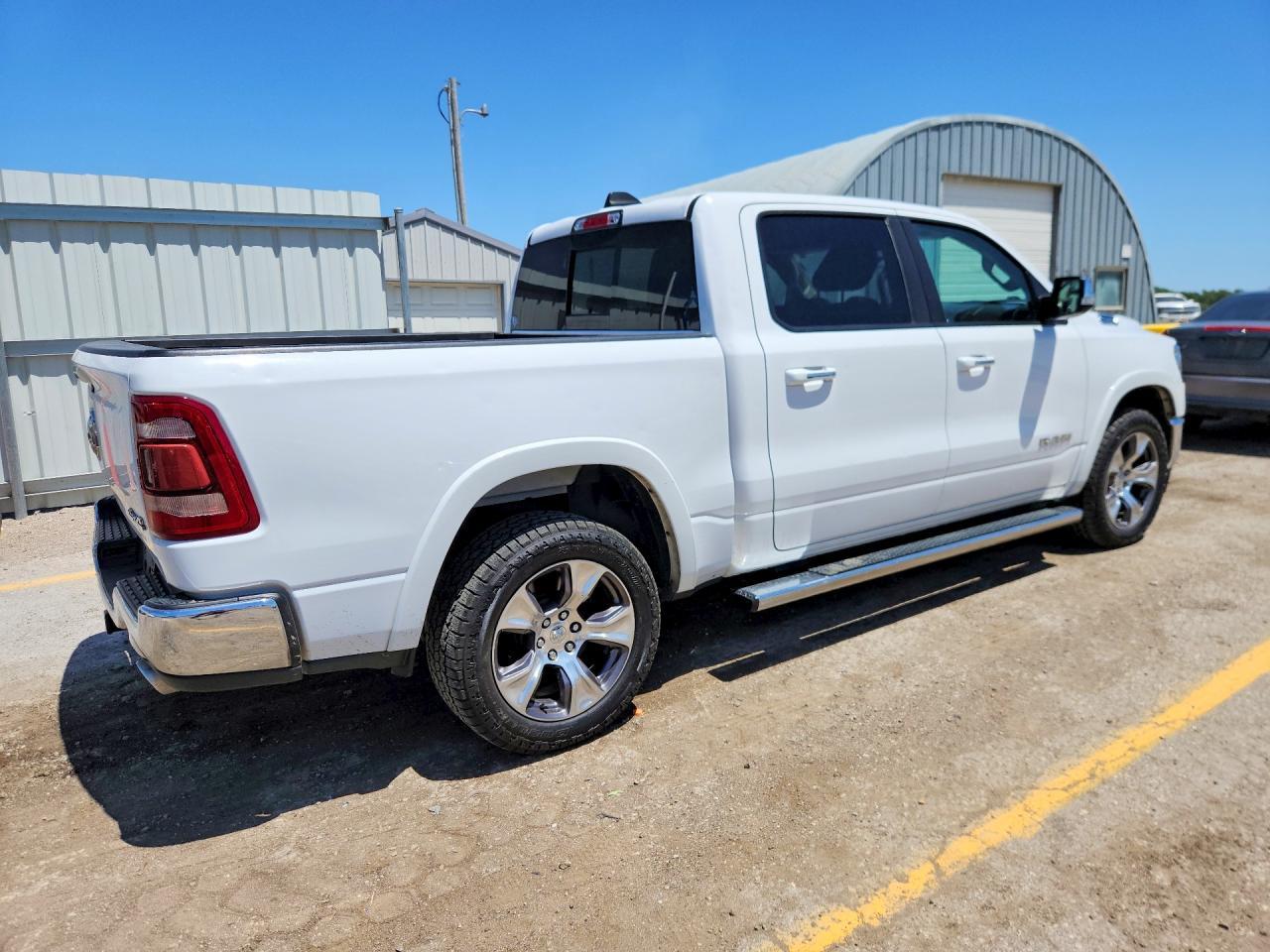 2020 Ram 1500 Laramie - Фото 3