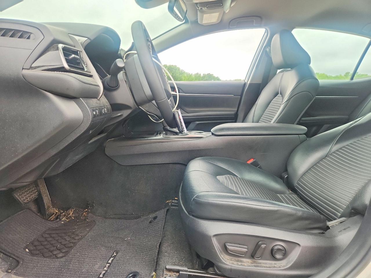 2022 Toyota Camry Se - Фото 7