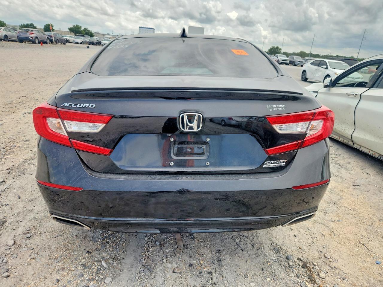 2021 Honda Accord Sport Se - Image 6