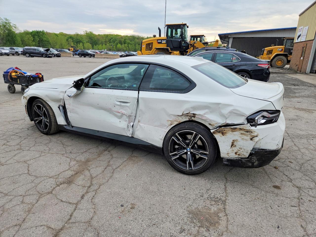 2024 BMW 230Xi - Image 2