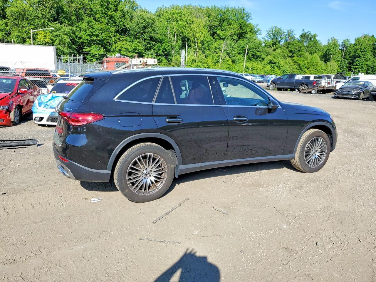 2024 Mercedes-Benz Glc 300 4Matic - Image 3