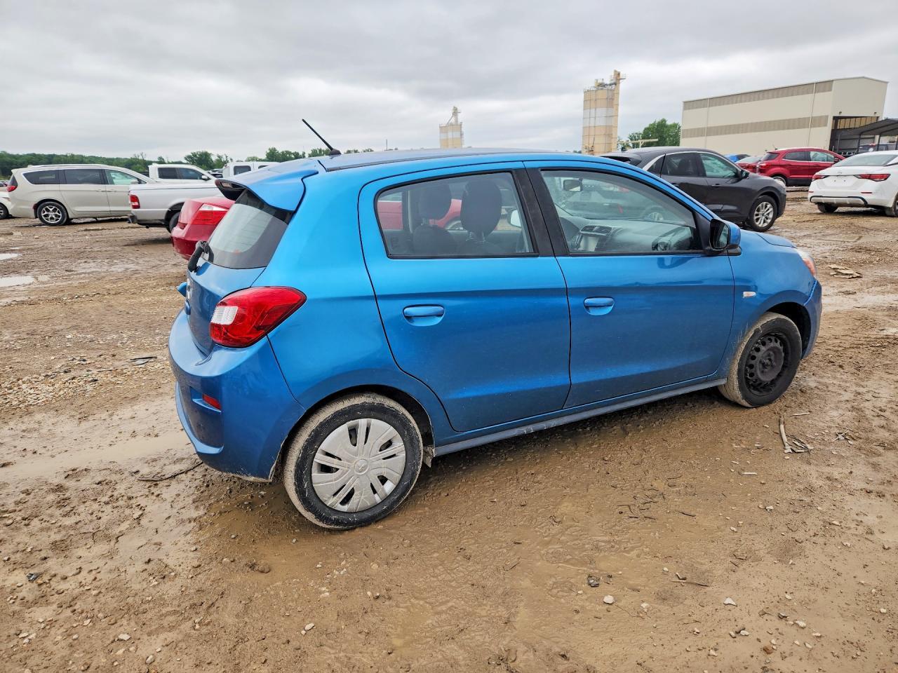2020 Mitsubishi Mirage Es - Фото 3