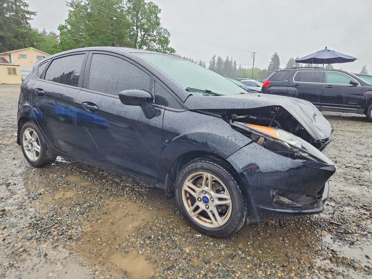 2017 Ford Fiesta Se - Фото 4