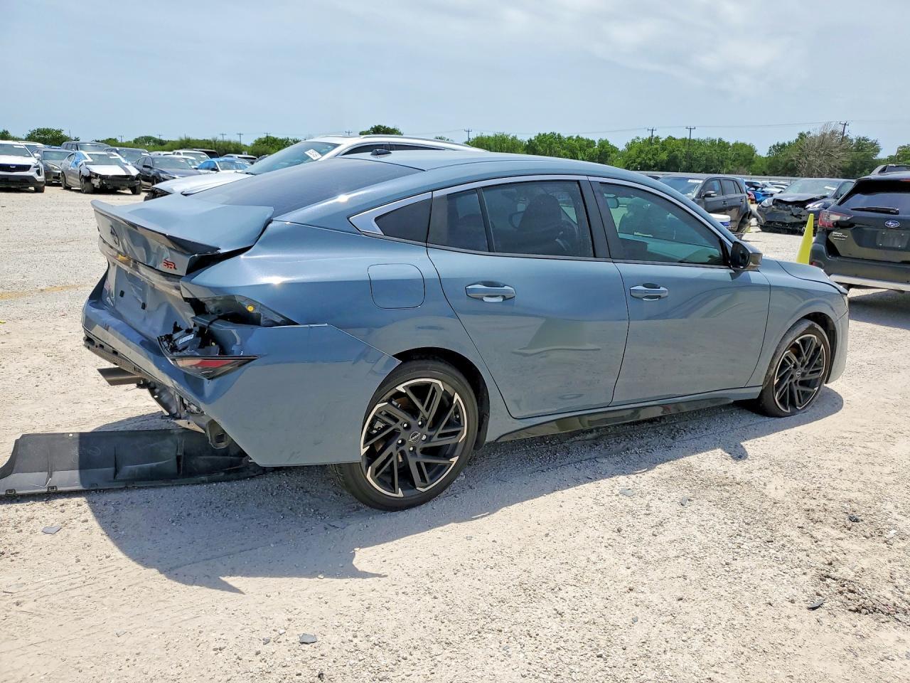 2026 Nissan Sentra Sr - Фото 3