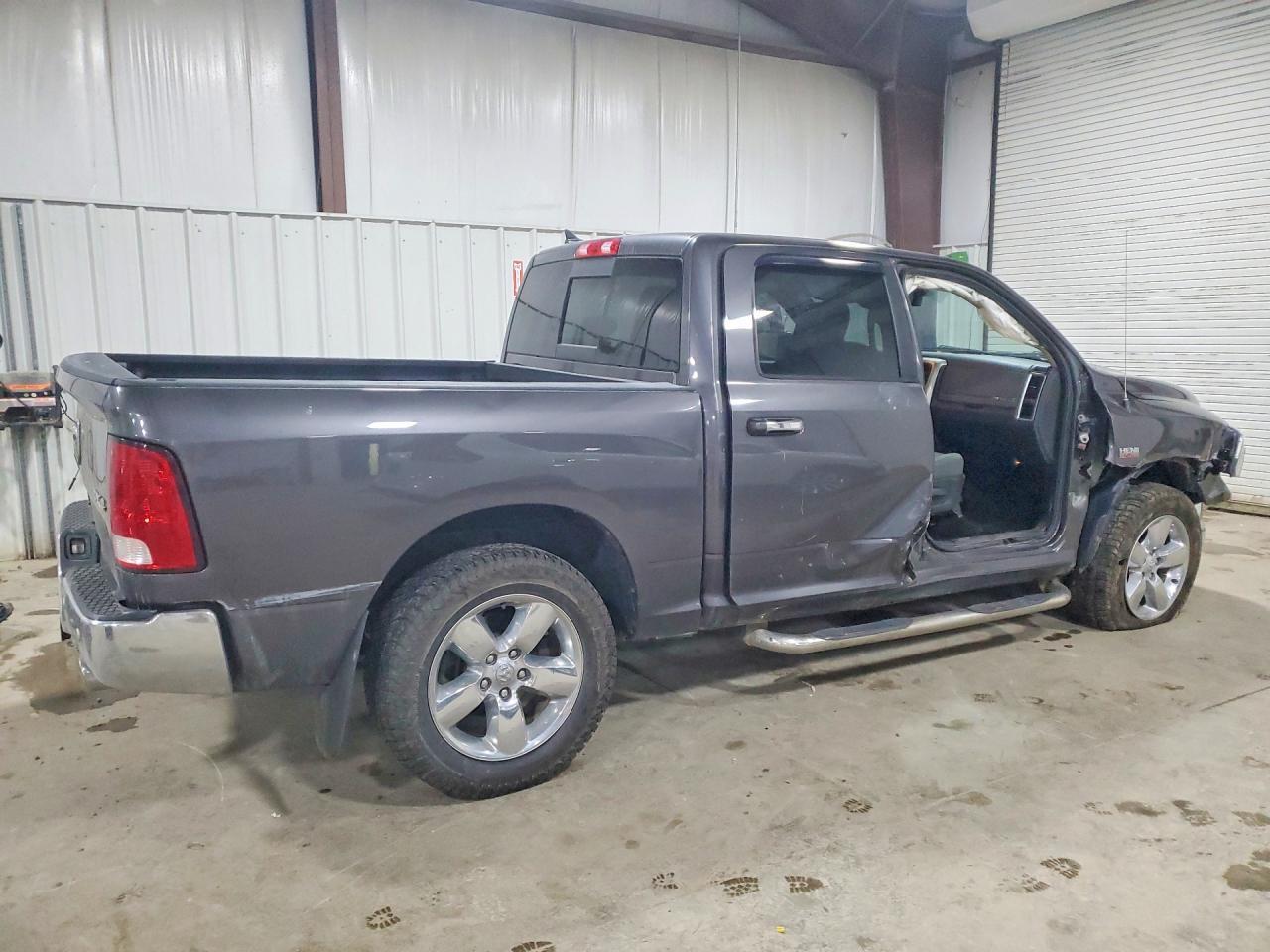 2016 Ram 1500 Slt - Image 3