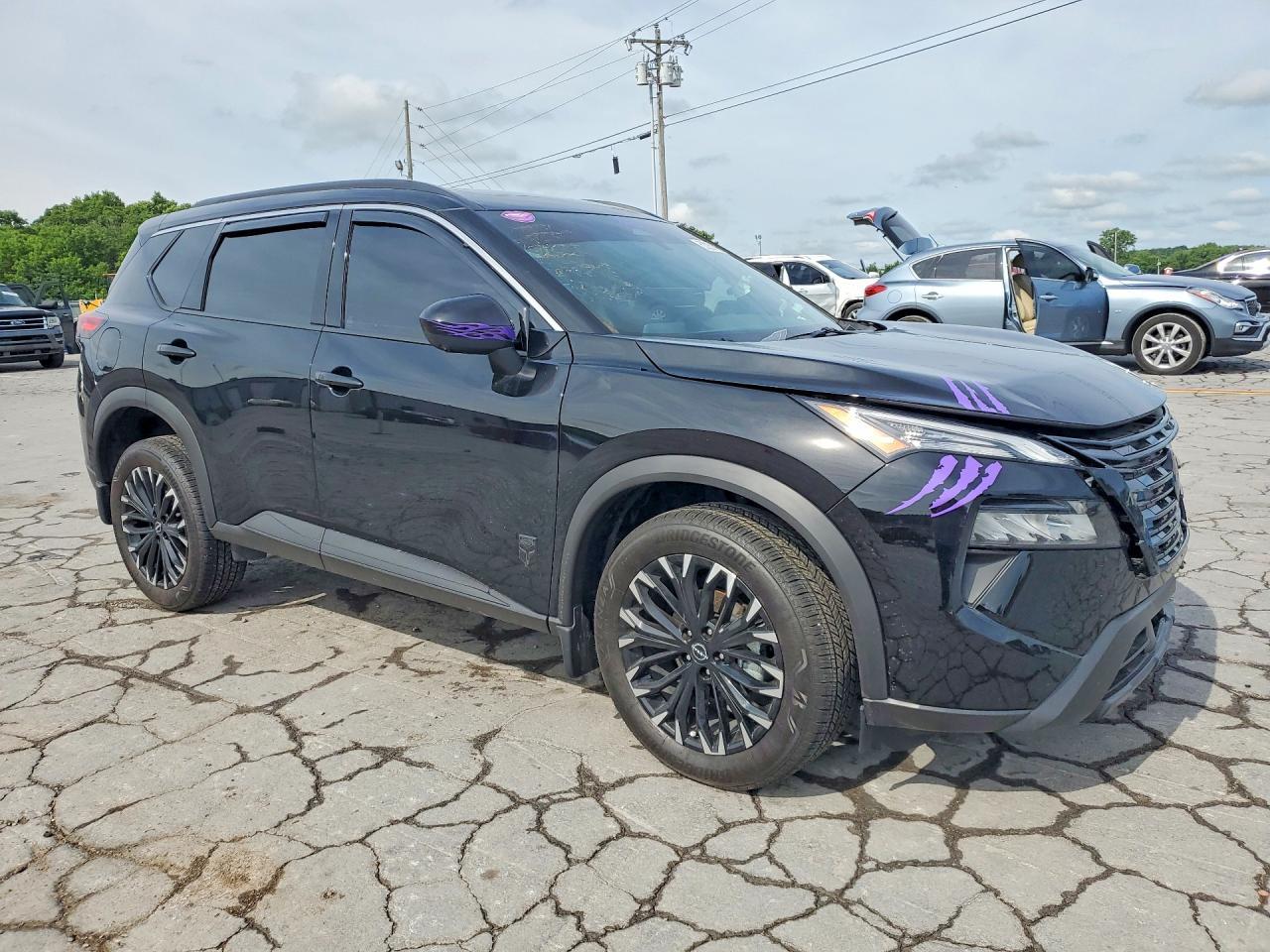 2026 Nissan Rogue Dark Armor - Фото 4
