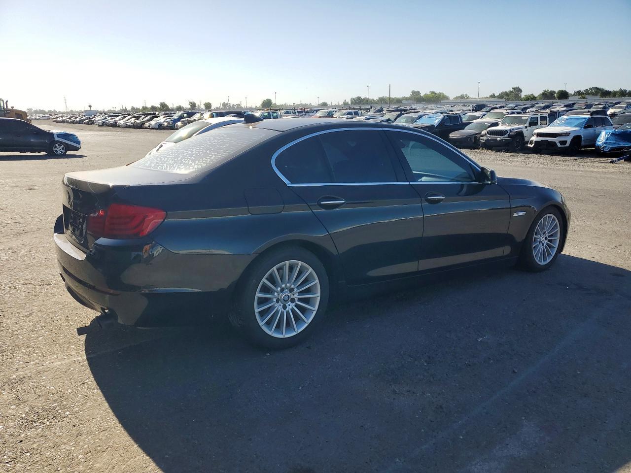 2011 BMW 535 Xi - Фото 3
