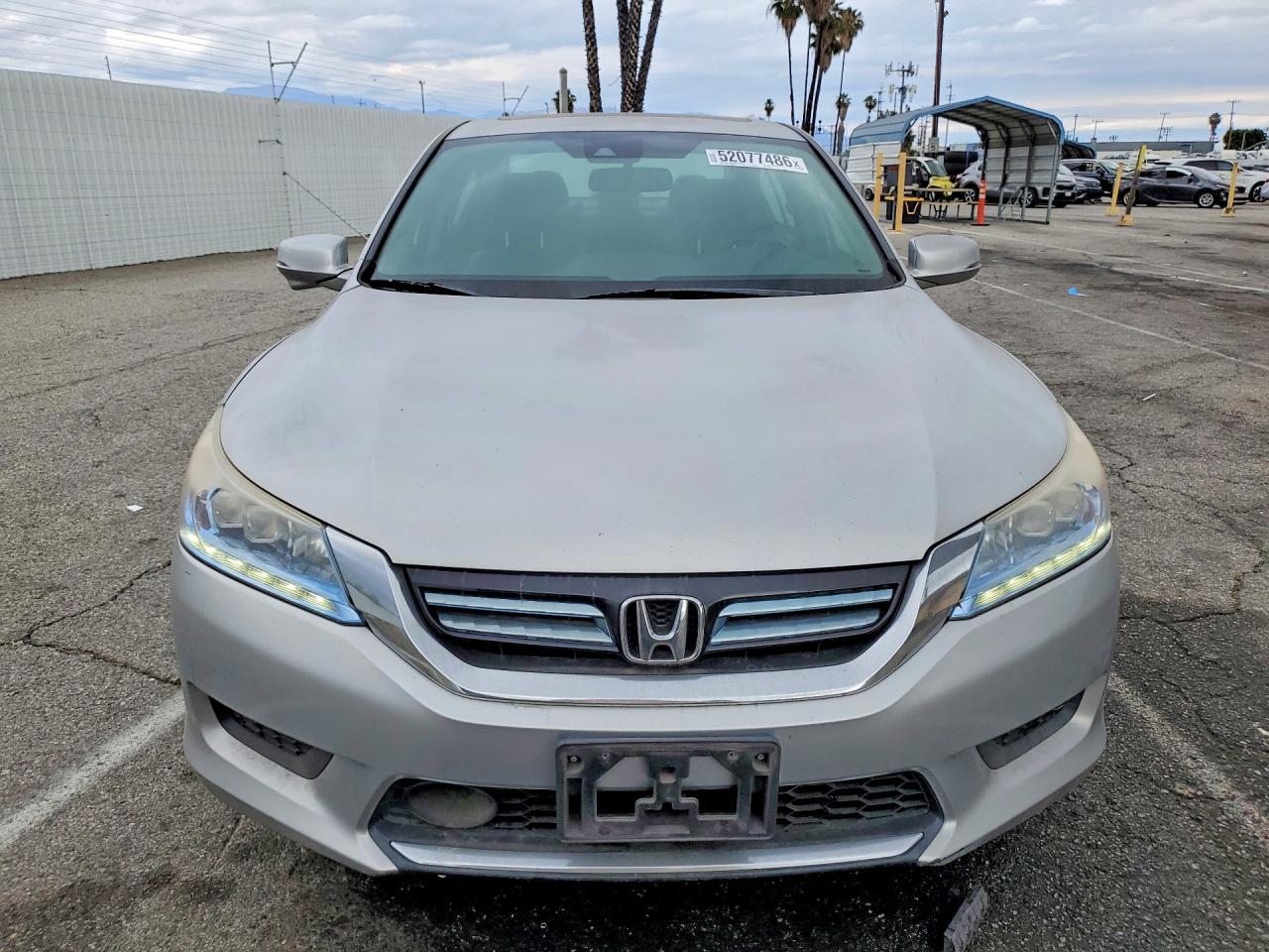 2014 Honda Accord Touring Hybrid - Image 5