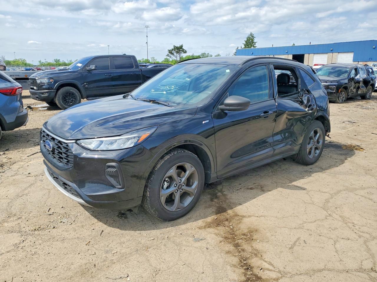 2024 Ford Escape St Line