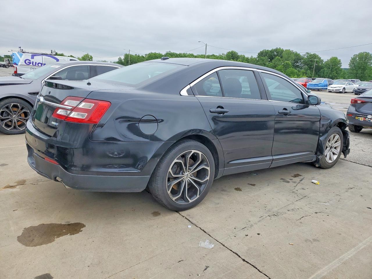 2013 Ford Taurus Police Interceptor - Image 3