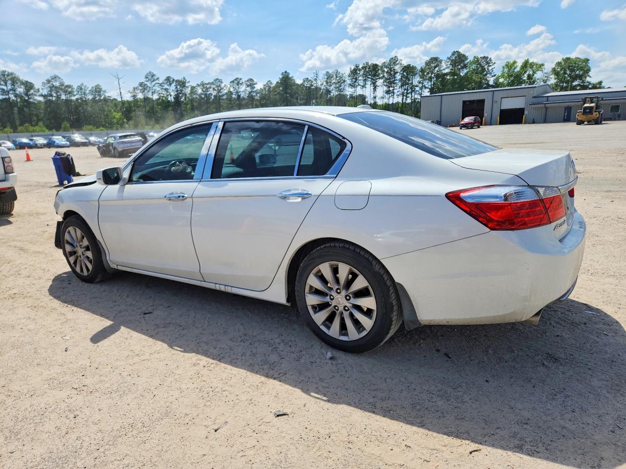 2015 Honda Accord Touring - Фото 2
